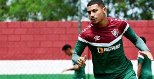 От Флуминензе потвърдиха, че Ливърпул е поискал Андре