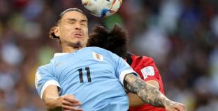 Уругвайски национали се биха с фенове на Колумбия 