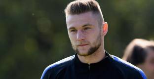 Интер се договори с Шкриняр