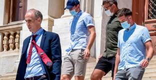 Осъдиха Магуайър на 21 месеца условно