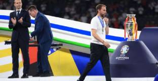 Саутгейт напусна Англия