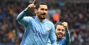 Ман Сити с класика над Астън Вила