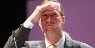 Кьолн се отказа от академията в Китай заради диктатурата в страната