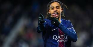 ПСЖ с късна победа срещу Оксер (видео)