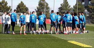 Моуриньо: Завръщането на Зидан е добре за Реал Мадрид