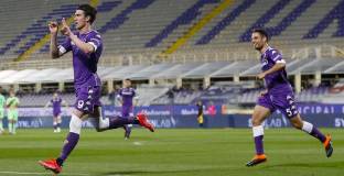 Фиорентина удари по амбициите на Лацио за топ 4 (видео)