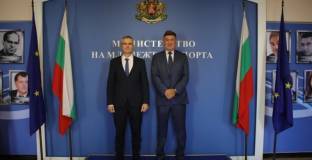 Боби Михайлов и министъра на спорта обсъдиха перспективи за развитие на футбола
