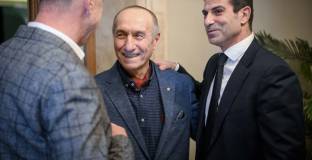 Стоичков и Гонзо уважиха представянето на книгата на Божил Колев