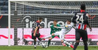 Айнтрахт - Шалке 04 2:1 