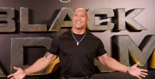 Скалата е фен на Ливърпул