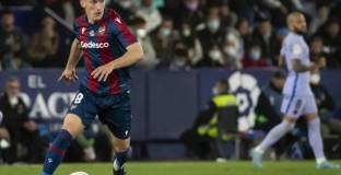  Леванте подписа 10-годишен договор със свой възпитаник