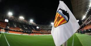   Валенсия ще поеме разходите на феновете за гостуването на Алмерия