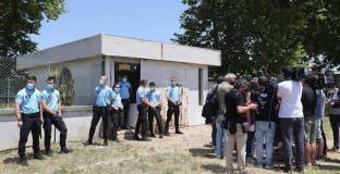 Девет фена на Спортинг ще лежат зад решетките заради нападение на базата