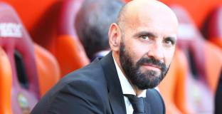 Барселона и Юнайтед се прицелиха в Мончи