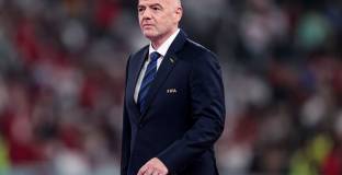 Шефът на FIFPro: Инфантино се мисли за Бог