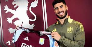 Астън Вила привлече Дисаси