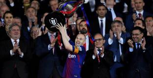 Баща: Сега е моментът Иниеста да си тръгне