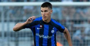  Челси готви нова оферта за халф на Интер 