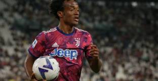  Интер започва преговори с Куадрадо