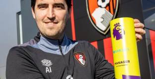 Джъстин Клуйверт и Андони Ираола са номер едно през януари