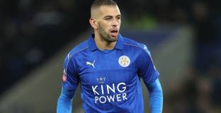 Слимани минава прегледи за Лион