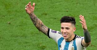  Бенфика получи две оферти от 127 млн. за Фернандес 