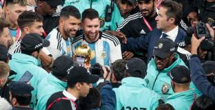  Меси ще прекара още един сезон в ПСЖ