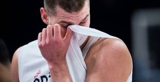  Италия изхвърли Сърбия от Европейското по баскетбол 