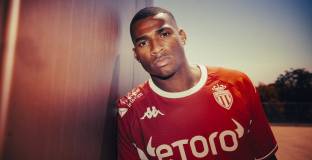 Монако привлече халф на Лион