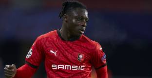 Ливърпул възнамерява да подпише с нападател на Рен