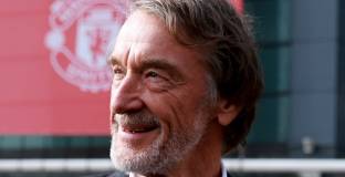 Сър Ратклиф готви голямо решение за „Олд Трафорд”