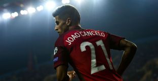 Кансело с контузия за Интер