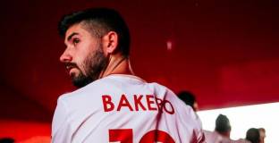 Синът на Бакеро си тръгва от Славия