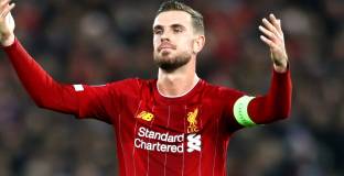 Хендерсън получи травма на коляното