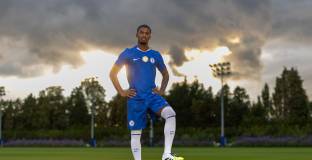 Хато е 50-тото попълнение на Челси при Тод Боели