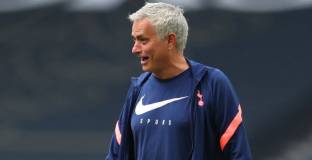 Моуриньо: Изморих се от въпросите за Али