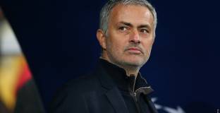 Моуриньо ще откаже Нюкасъл и остава в Бенфика