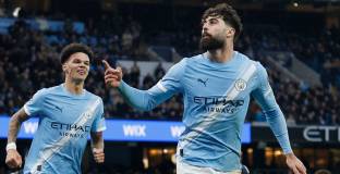 Сити нанесе болезнена загуба на Лийдс (видео)