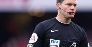 Невил защити виновните рефери 