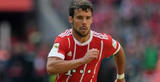 Байерн Мюнхен се съгласи да продаде Бернат на ПСЖ