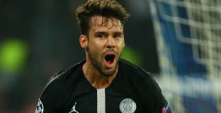 ПСЖ продължи с Бернат