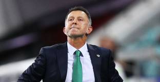 Осорио напуска националния на Мексико