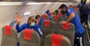 Самолет с играчи на Кадис кацна аварийно в Севиля