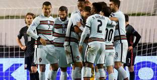 Късен гол носи успеха на Португалия над Швеция