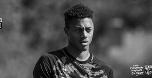 23-годишен нападател на Гингам загина в катастрофа