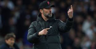  Клоп поиска шампионски парад 