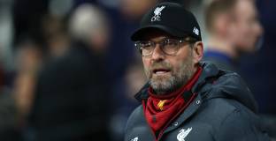 Клоп: Не зная как водим толкова много