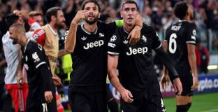 Киелини: Влахович ще бъде играч на Юве до юни 2026 г. 