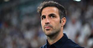 Фабрегас може да замени Консейсао в Милан