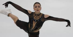 Валиева е дисквалифицирана за 4 години 